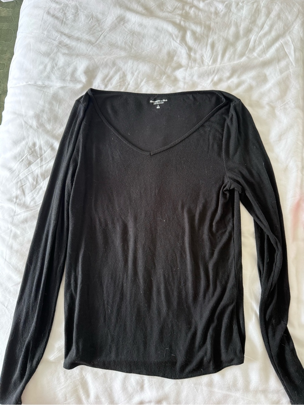 Abercrombie & Fitch Black Long-Sleeve V-Neck Tee